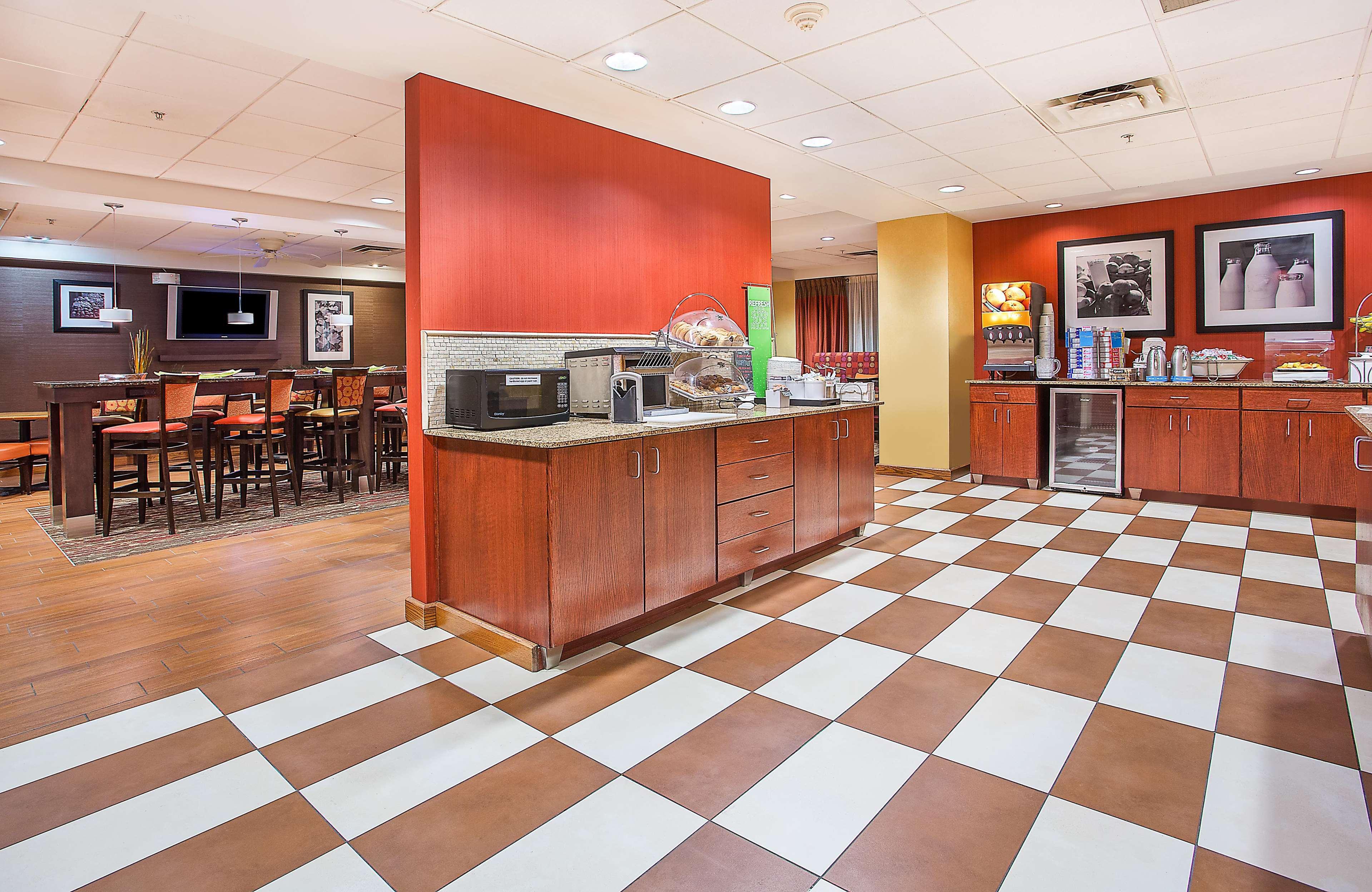 Hampton Inn Knoxville-West At Cedar Bluff Exteriör bild