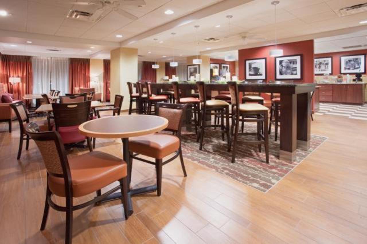 Hampton Inn Knoxville-West At Cedar Bluff Exteriör bild
