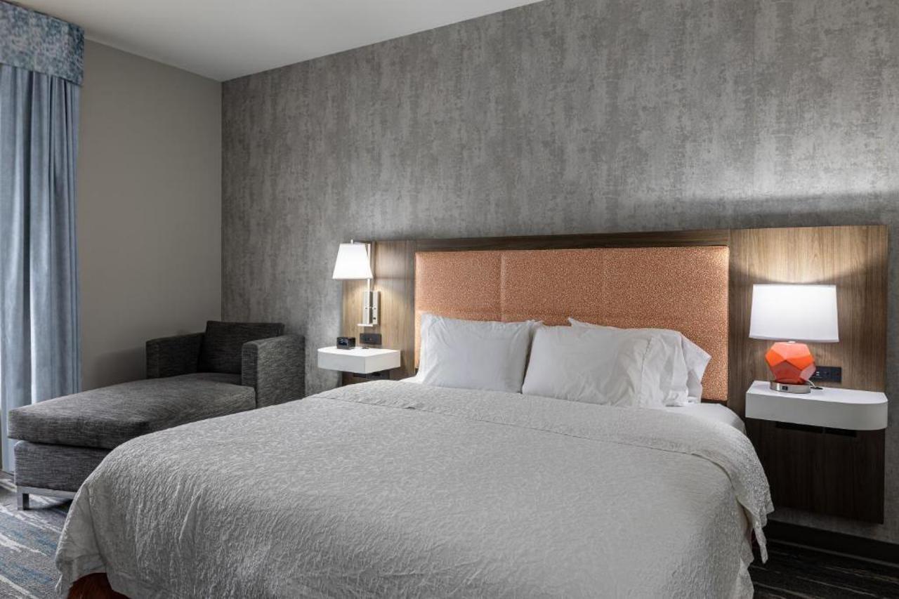 Hampton Inn Knoxville-West At Cedar Bluff Exteriör bild