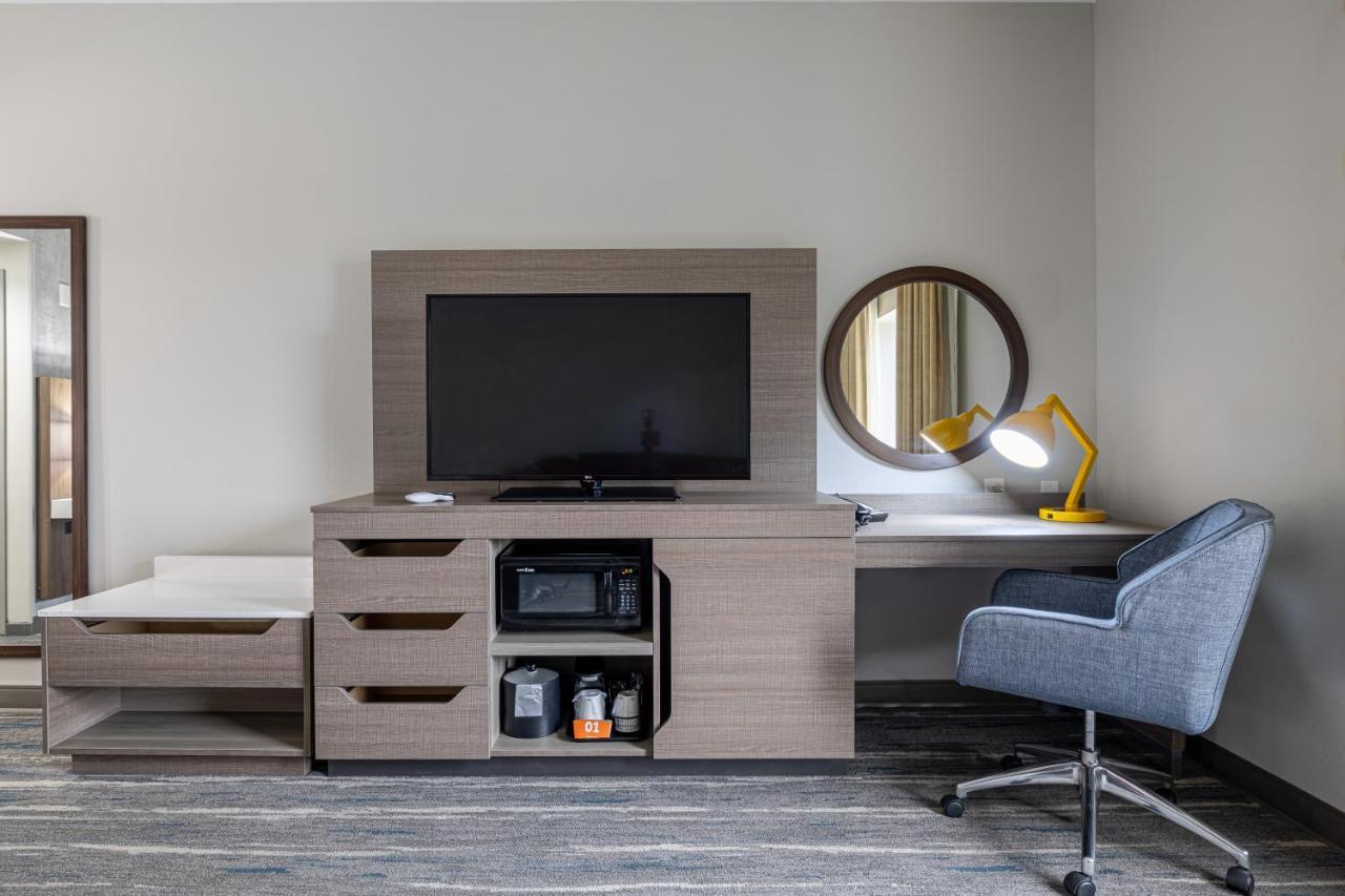 Hampton Inn Knoxville-West At Cedar Bluff Exteriör bild