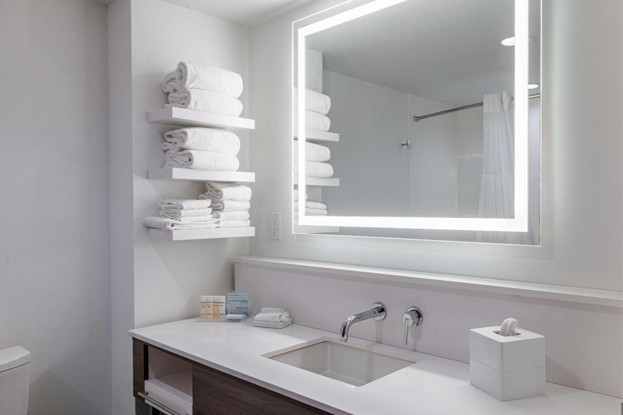 Hampton Inn Knoxville-West At Cedar Bluff Exteriör bild