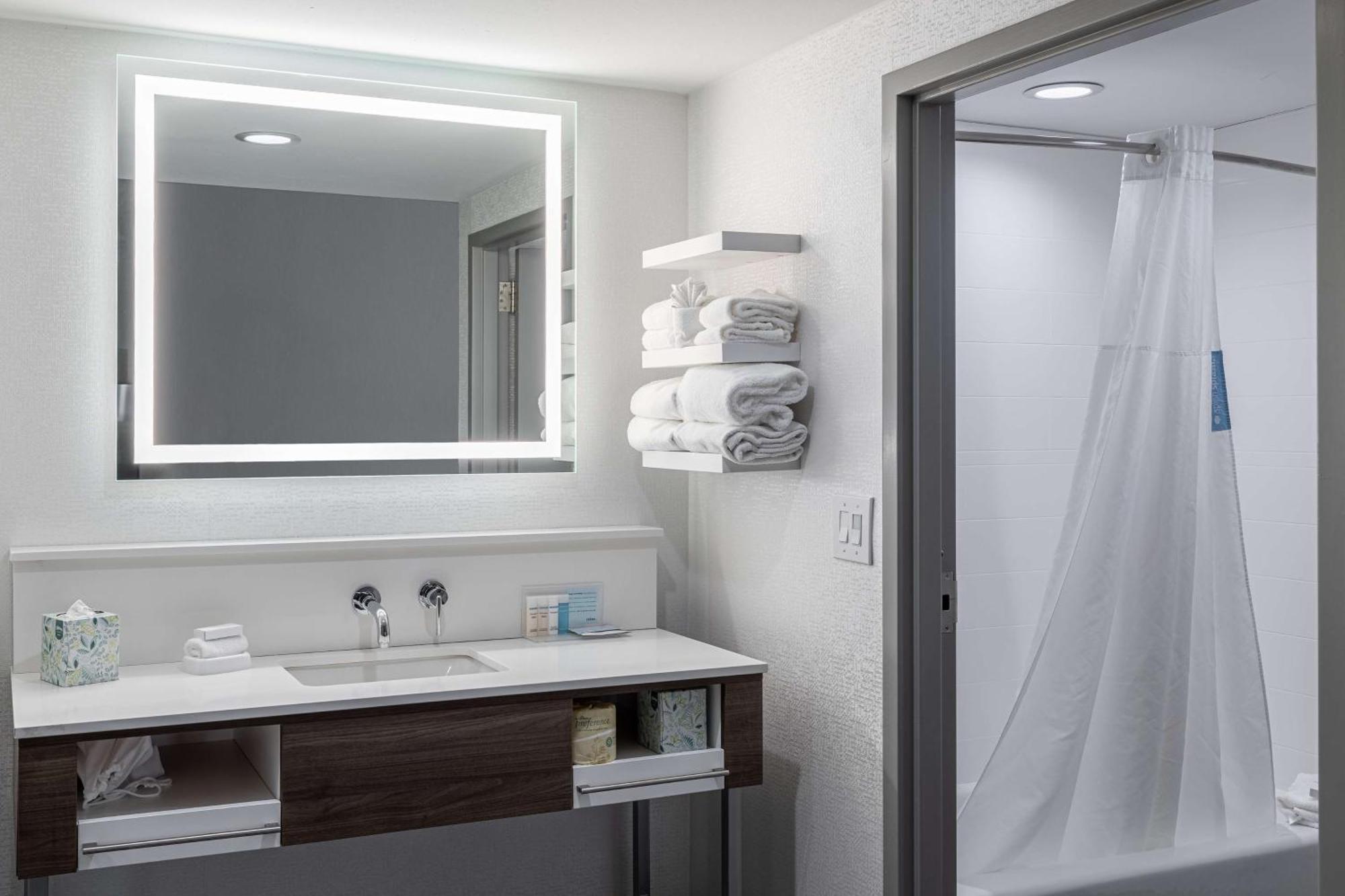 Hampton Inn Knoxville-West At Cedar Bluff Exteriör bild