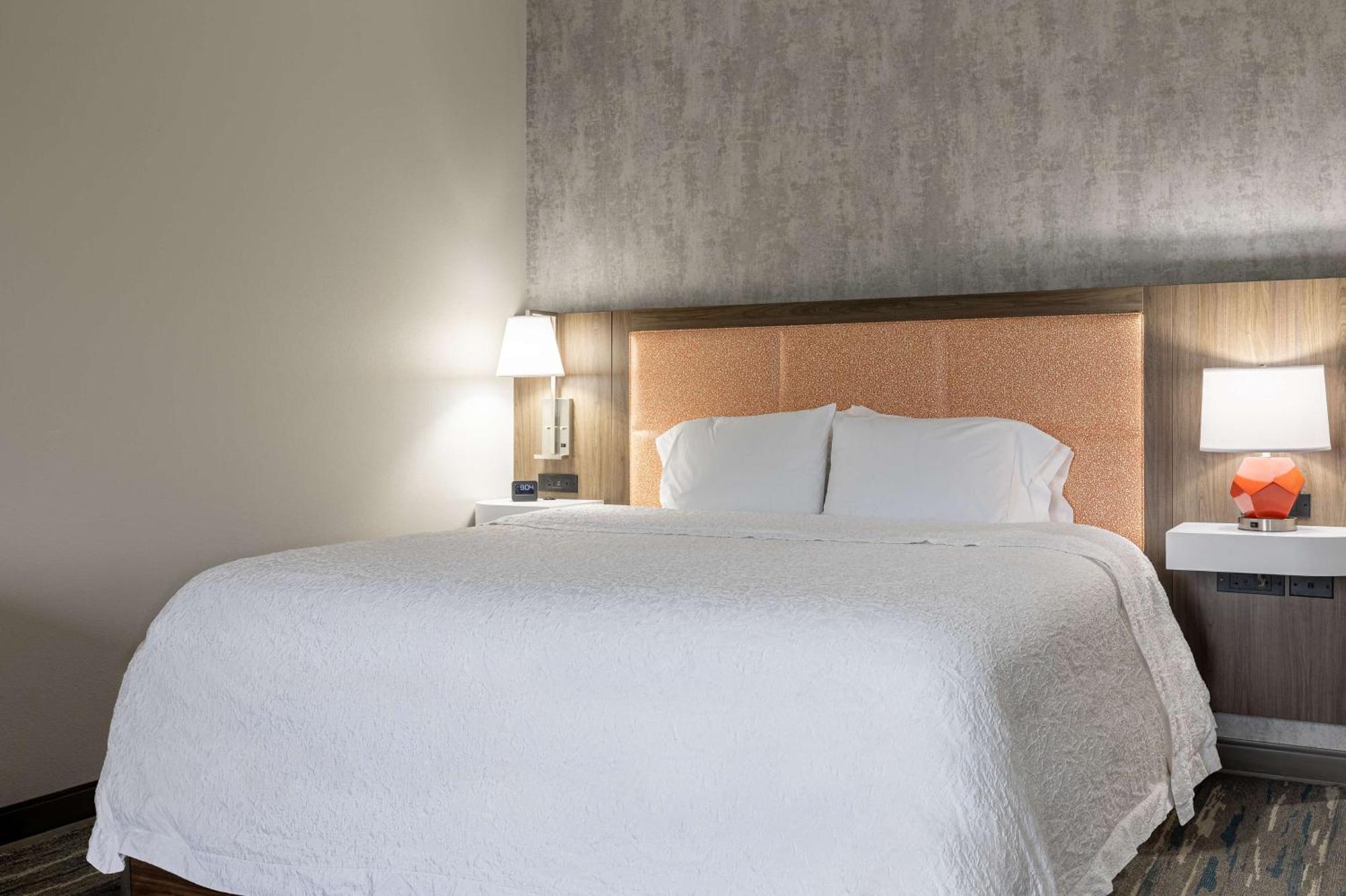 Hampton Inn Knoxville-West At Cedar Bluff Exteriör bild