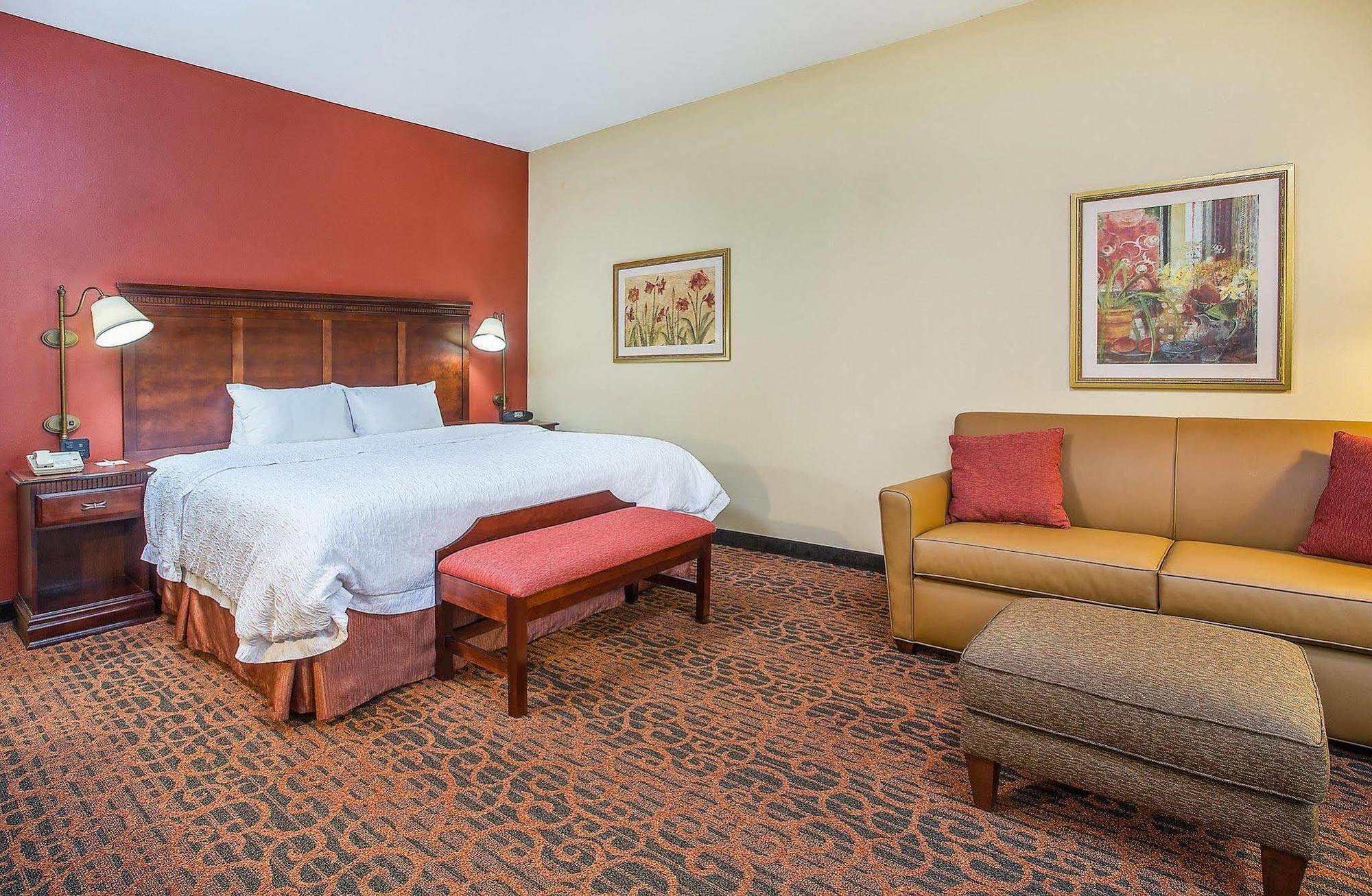 Hampton Inn Knoxville-West At Cedar Bluff Exteriör bild