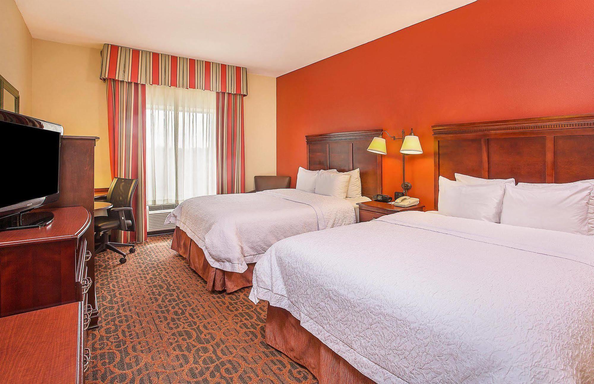 Hampton Inn Knoxville-West At Cedar Bluff Exteriör bild